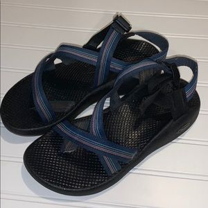 Women’s Chaco shoes!